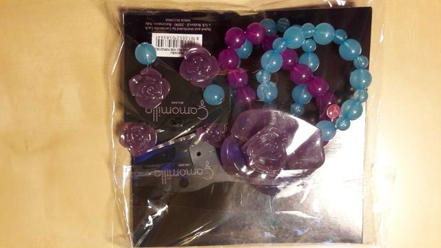Conjunto de pulsera pendientes y horquillas