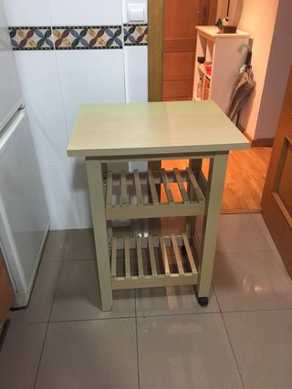 Mesa auxiliar cocina de segunda mano en WALLAPOP