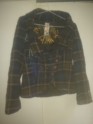 Chaqueta Desigual mujer de segunda mano en la provincia de Chaqueta Desigual de segunda mano en la provincia de