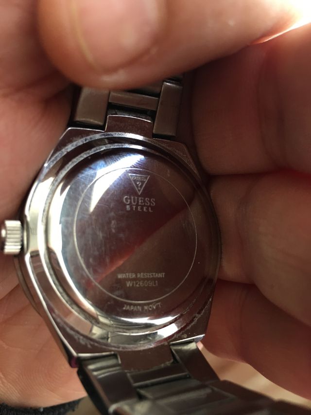 Reloj de señora Guess