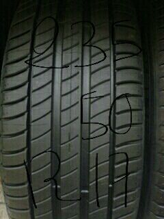 235/50 R17 MICHELIN