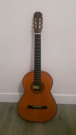 Guitarra Española. Marca ritmo T2 de segunda mano por 40 EUR en Madrid en  WALLAPOP