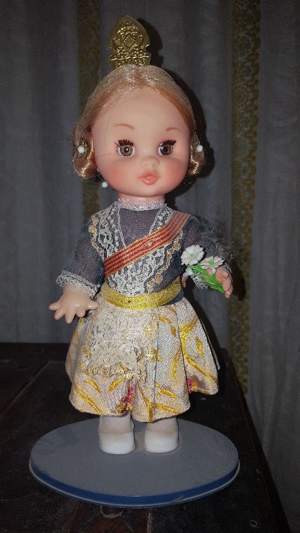 Muñeca antigua