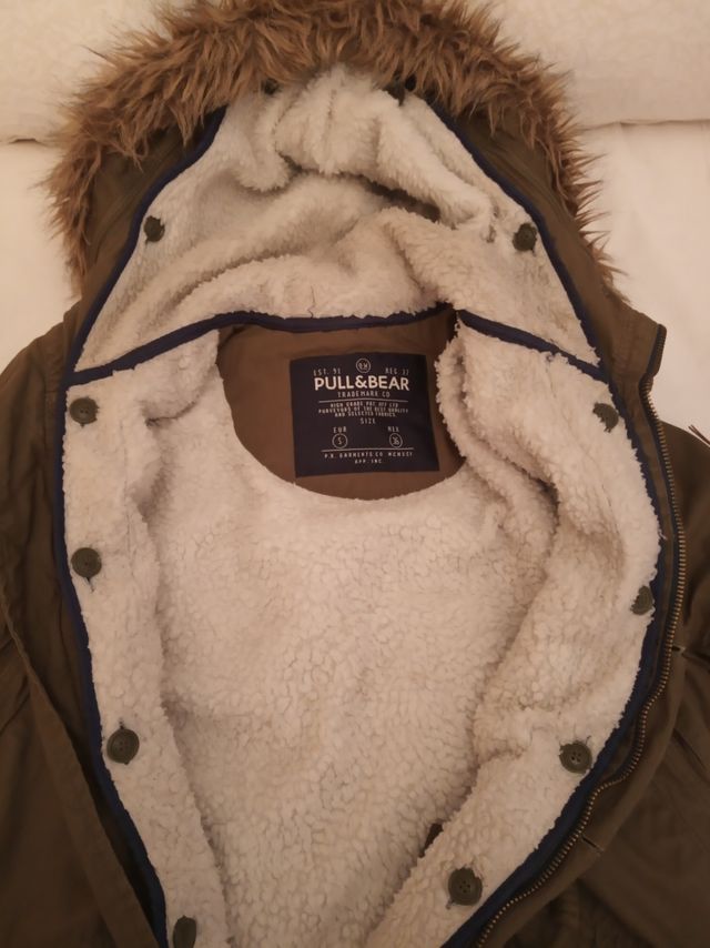 abrigo pull and bear