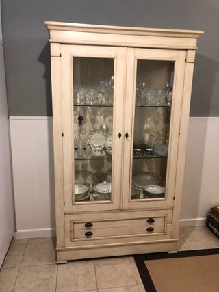 Conjunto de Vitrinas para comedor de segunda mano por 420 € en El ... Conjunto de Vitrinas para comedor de segunda mano por 420 € en El ...