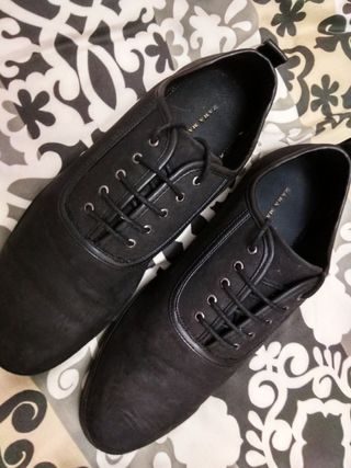 Zapatos hombre Zara No. 42 de segunda mano por 6 EUR en A Coruña en WALLAPOP