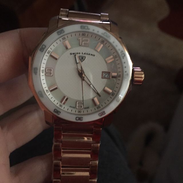 Reloj suizo Swiss legend