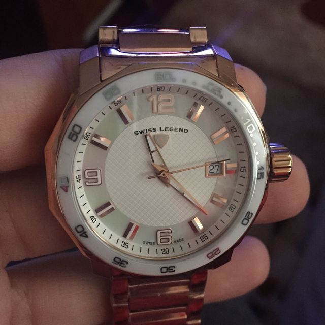 Reloj suizo Swiss legend