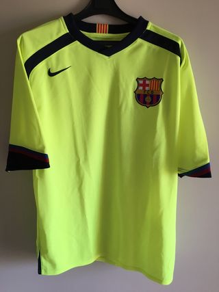 equipacion barcelona amarilla