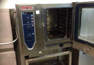 HORNO CONVECCION RATIONAL CD61 ELECTRICO de segunda mano por 2.295 EUR en  Valdepeñas en WALLAPOP