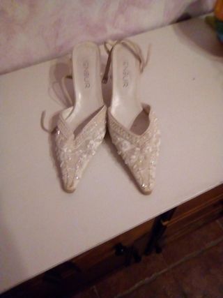 zapatos de novia con pedreria de segunda mano en la provincia de