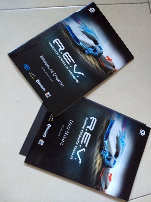 R.E.V. Robotic Enhancement Vehicles - WowWee