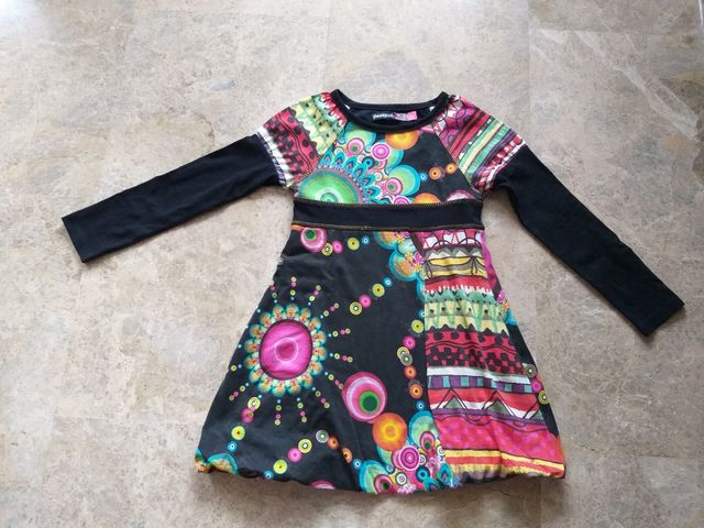 CHOLLO! Vestido desigual 4 años. Perfecto estado