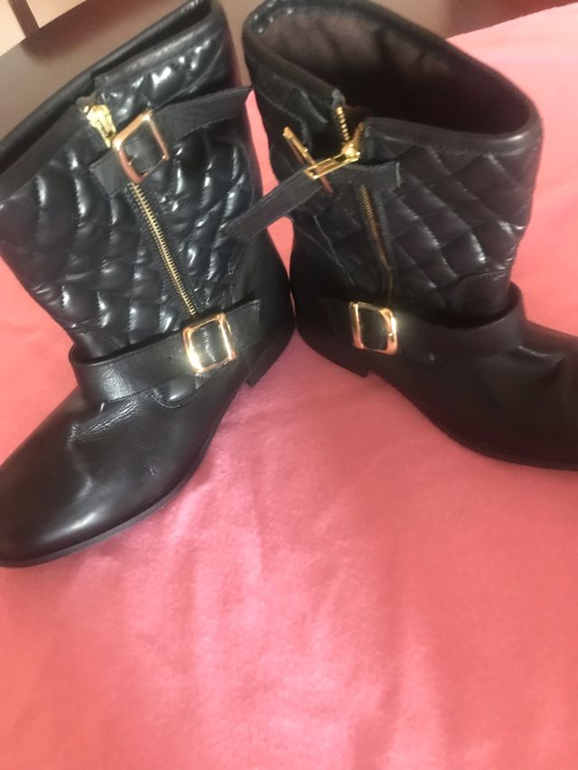 Bota piel talla 40 tipo motera
