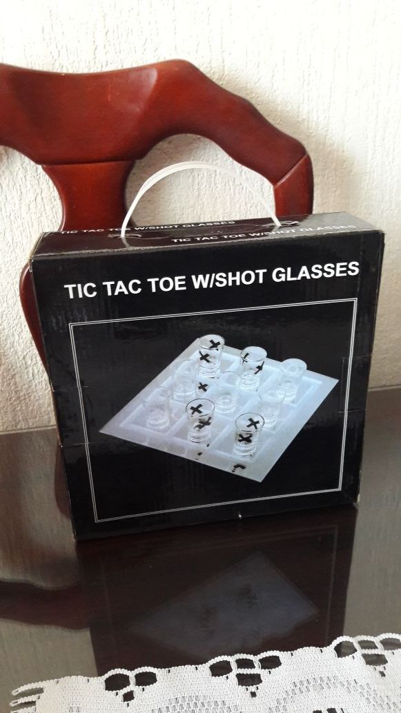 Tres en raya chupito