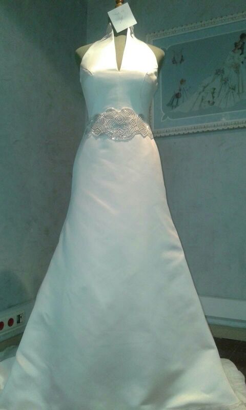 vestidos de novia de segunda mano por 250 € en santa coloma de
