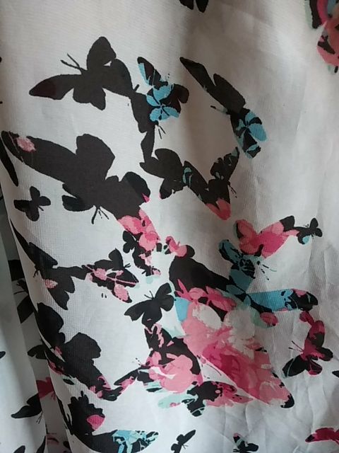 Blusa blanca estampada