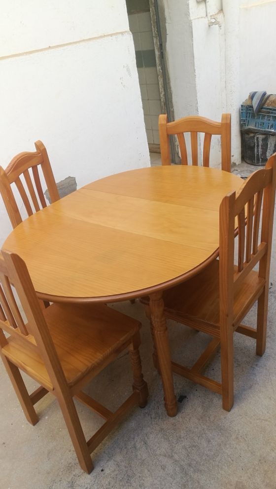 Mesa comedor madera maciza de segunda mano por 100 € en Cartagena en ... Mesa comedor madera maciza de segunda mano por 100 € en Cartagena en ...