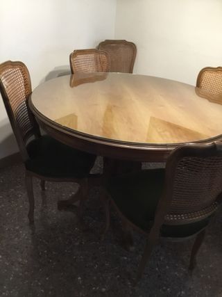 Mesa comedor redonda de segunda mano en Barcelona en WALLAPOP Mesa comedor redonda de segunda mano en Barcelona en WALLAPOP