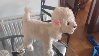 perro peluche que anda