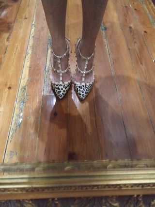 Zapatos estilo Valentino Rockstud de segunda mano por 25 EUR en Bilbao en  WALLAPOP