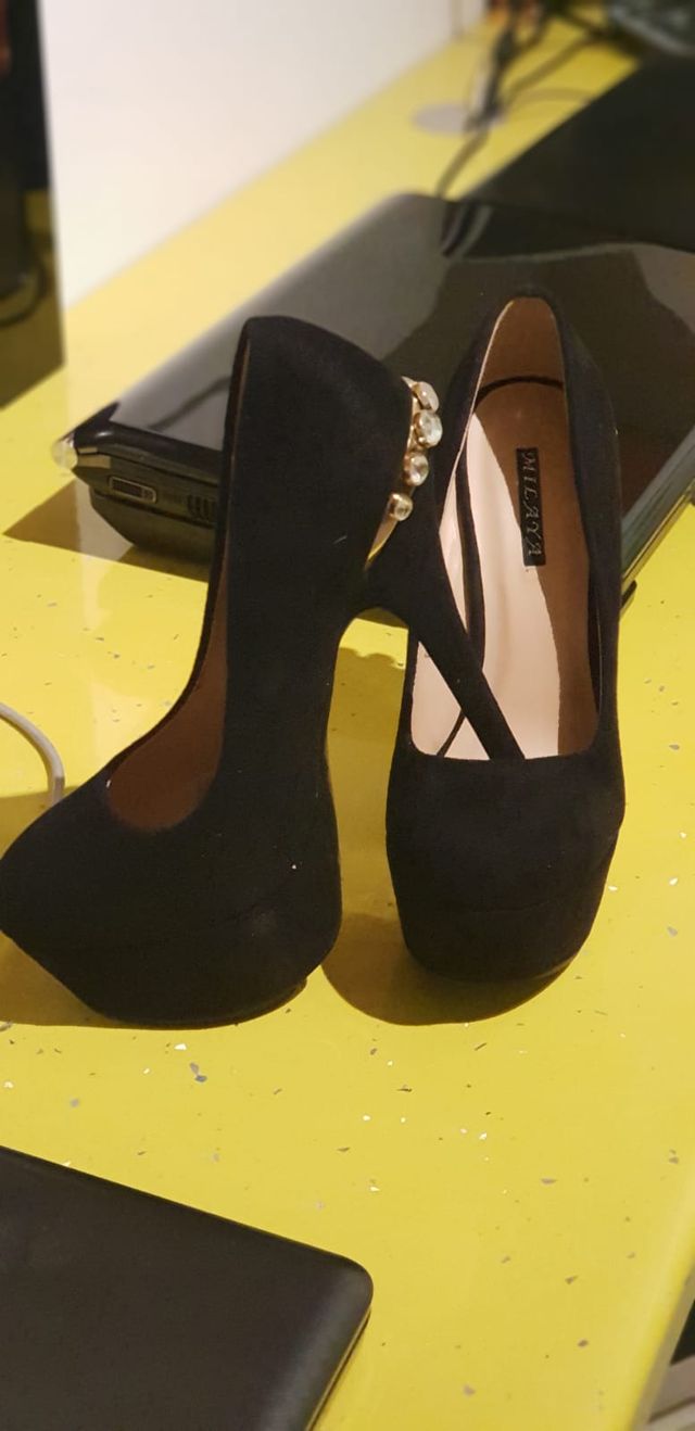 Zapatos de tacón a estrenar. Talla 37