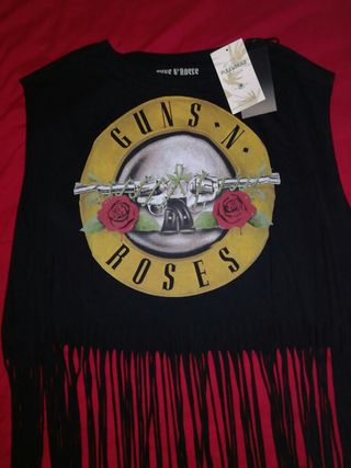 Camiseta Guns n\\' roses de segunda mano por 7 EUR en Fuengirola en WALLAPOP