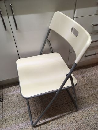 Sillas plegables para cocina de segunda mano en WALLAPOP Sillas plegables para cocina de segunda mano en WALLAPOP
