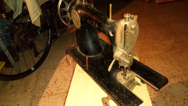 maquina coser retro