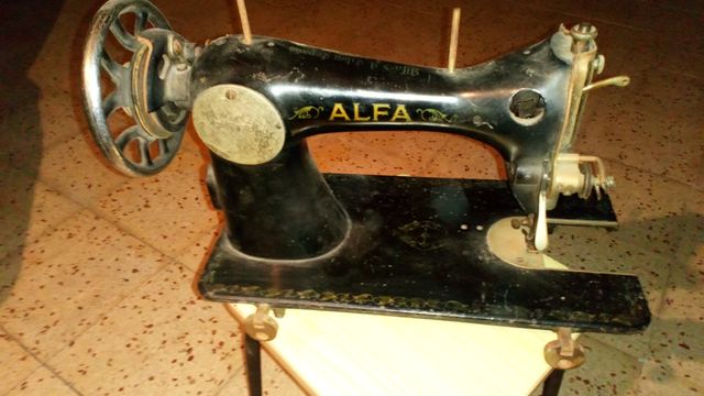maquina coser retro