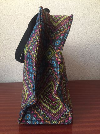 BOLSO PLAYA CALZEDONIA de segunda mano por 14,5 EUR en Fabraquer en WALLAPOP