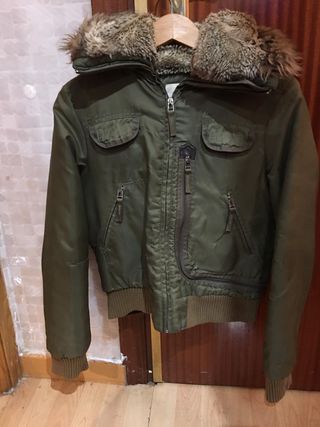 Mujer Madrid De Plumas Segunda Mano Wallapop Chaqueta En Para 7C5xqq