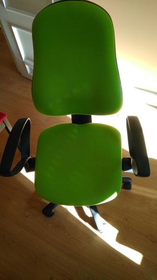 Sillas de oficina de segunda mano en Córdoba en WALLAPOP Sillas de oficina de segunda mano en Córdoba en WALLAPOP