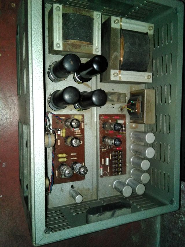 Amplificador de valvulas Bouyer ST75. de segunda mano por 230 € en Cacicedo en WALLAPOP Amplificador de valvulas Bouyer ST75. de segunda mano por 230 € en Cacicedo en WALLAPOP