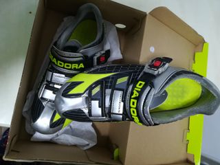 zapatillas de ciclismo de carretera diadora