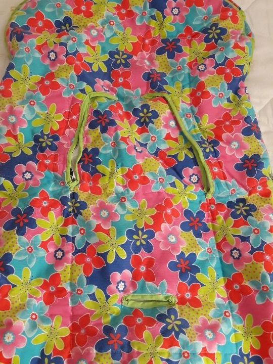 vendo funda para carro para jane muum.