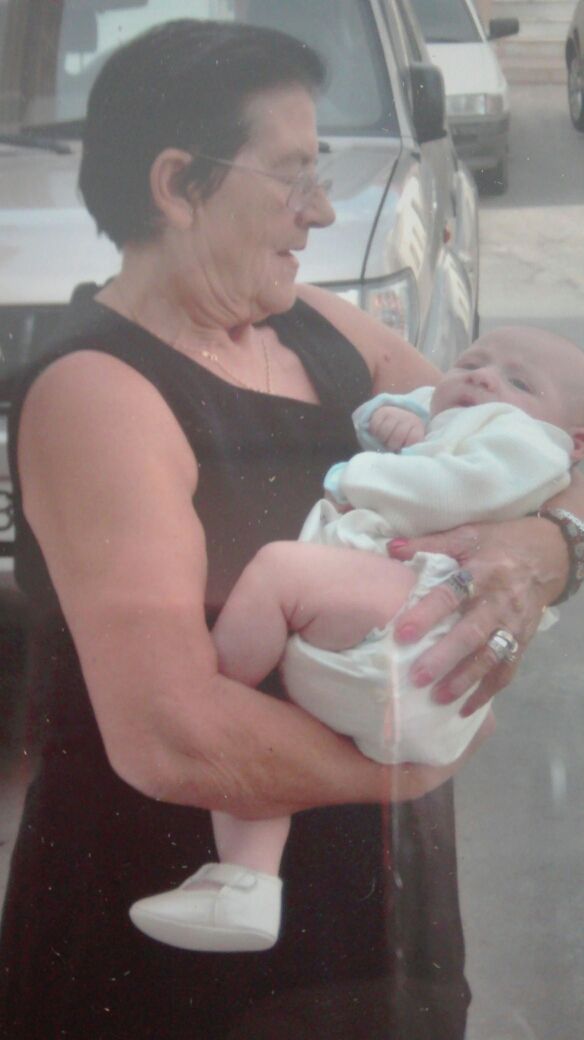 cuidado de niños. particular y seriedad.