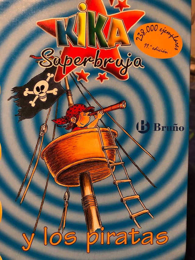 Varios libros de kika súper bruja