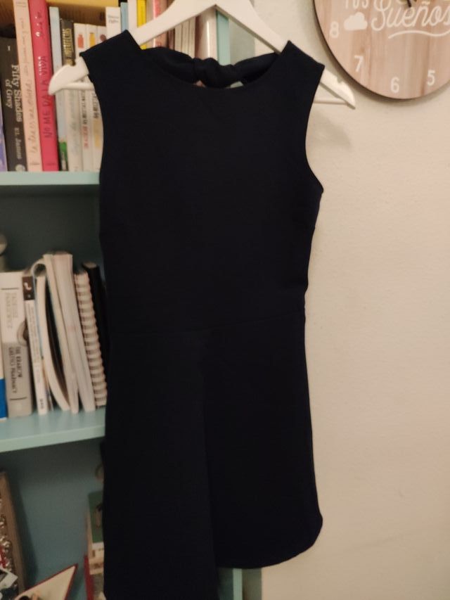 Vestido azul escote espalda zara