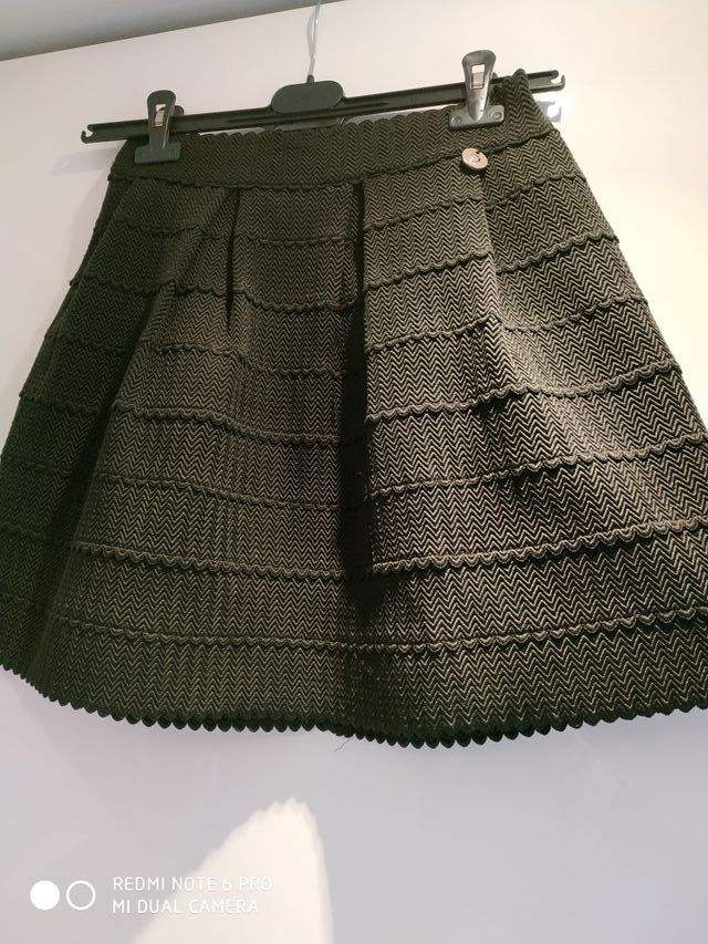 Conjunto Falda ,blusa cinturón 