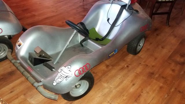 Cochecito eléctrico niños Audi Clásico-colección