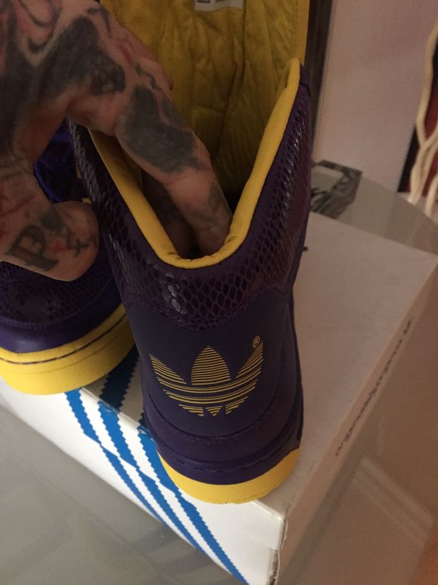 Adidas Jeremy Scott Logo originales