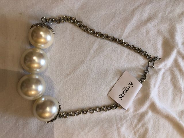 Collar de perlas grandes