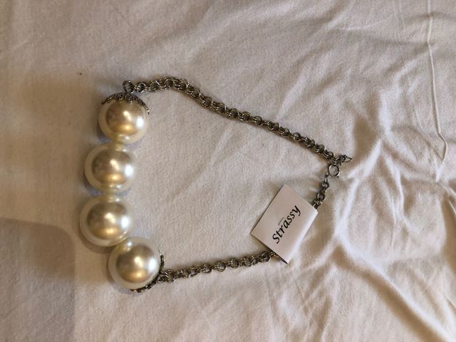 Collar de perlas grandes