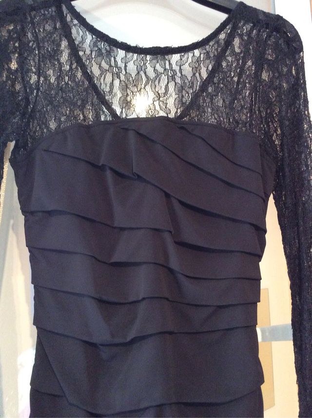 Vestido drapeado negro