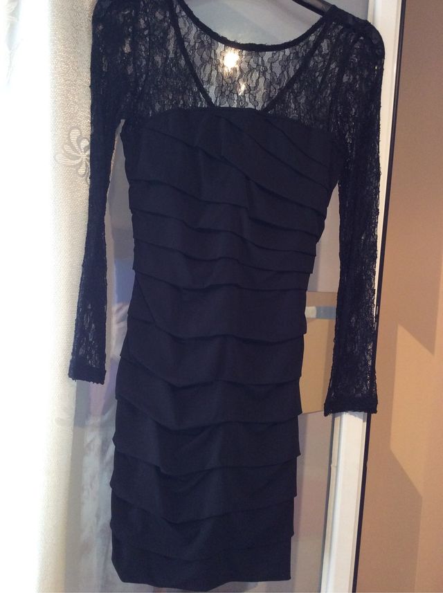 Vestido drapeado negro