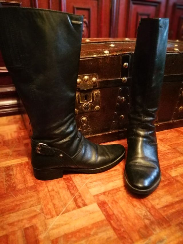 Botas italianas GEOX. de segunda mano por 55 EUR Madrid en WALLAPOP