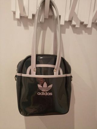 bolso adidas charol