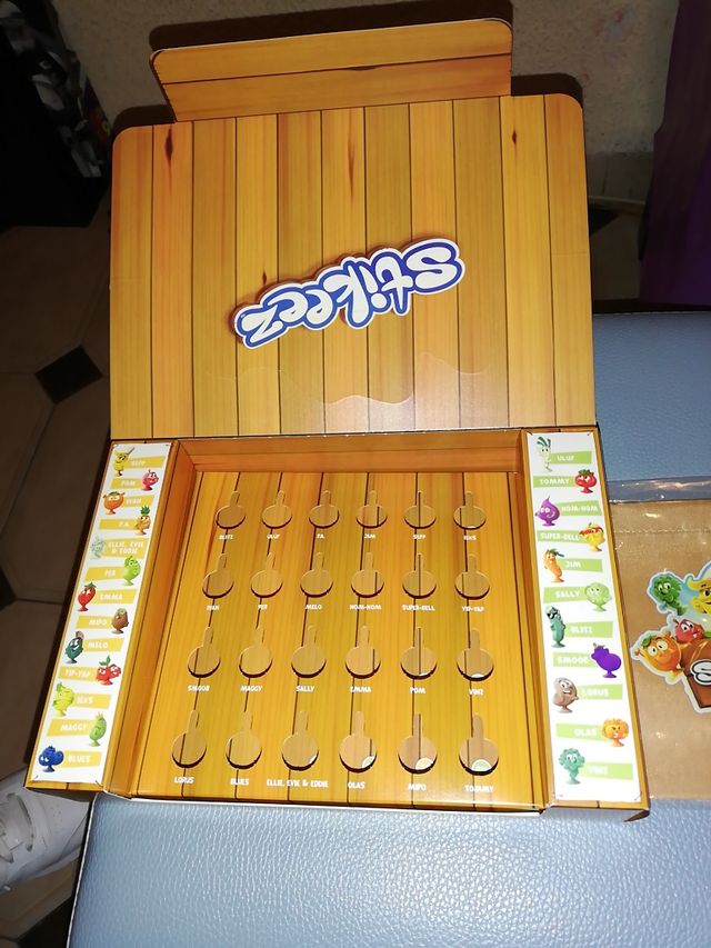 STIKEEZ LIDL FRUTAS de segunda mano por 10 EUR en Madrid en WALLAPOP