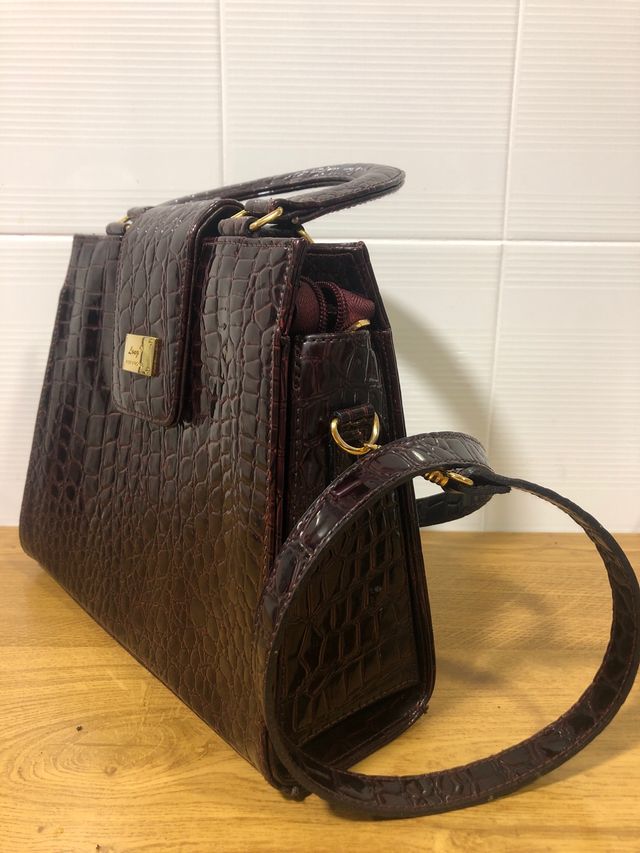 Bolso marron oscuro